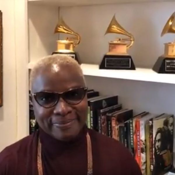 Gala Greetings In Absentia