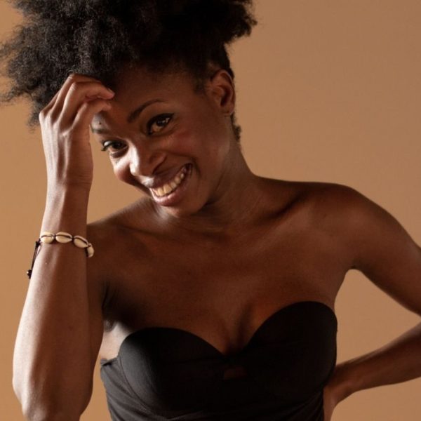 Lúcia de Carvalho: A Flower of Light