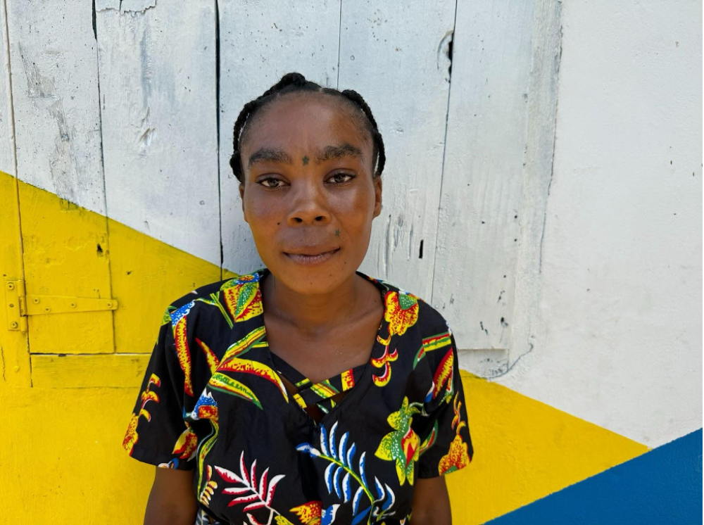 Mirella Victor, tsapiky singer in the band Milalaza - Ambalaboy, March 2024