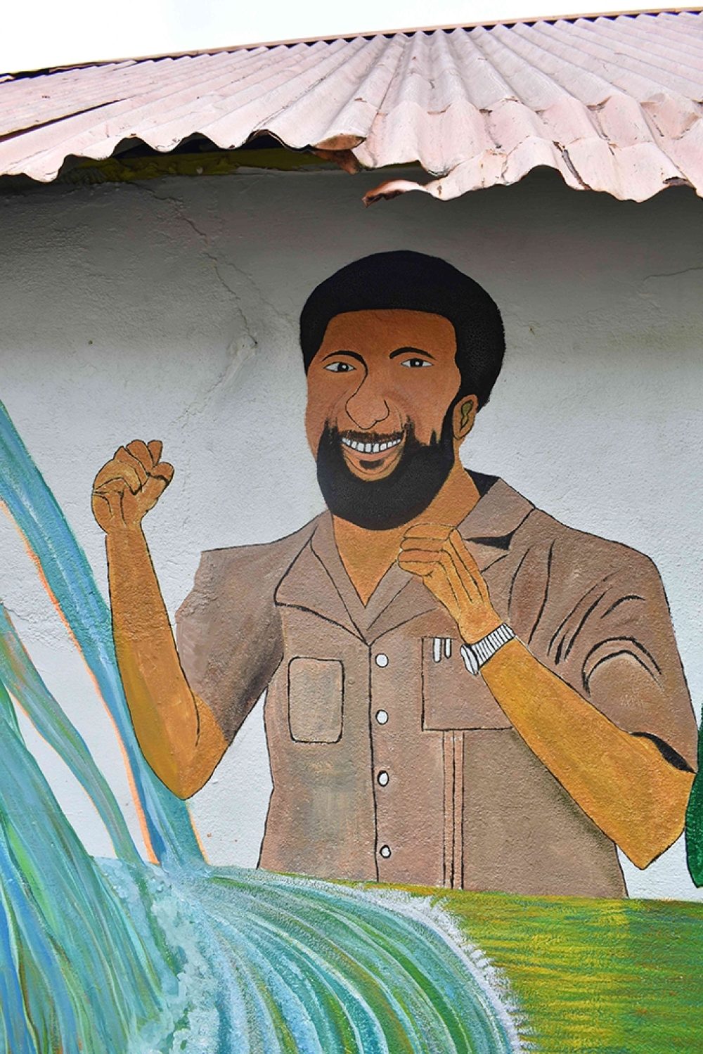 Another street portrait saluting Maurice Bishop