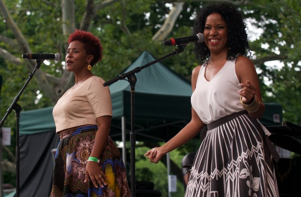Jenifer and Nancy together. This was a tribute to Cesaria Evora (BE)