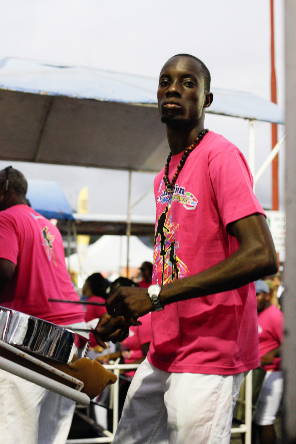 A pannist with Sound Setters on the drag